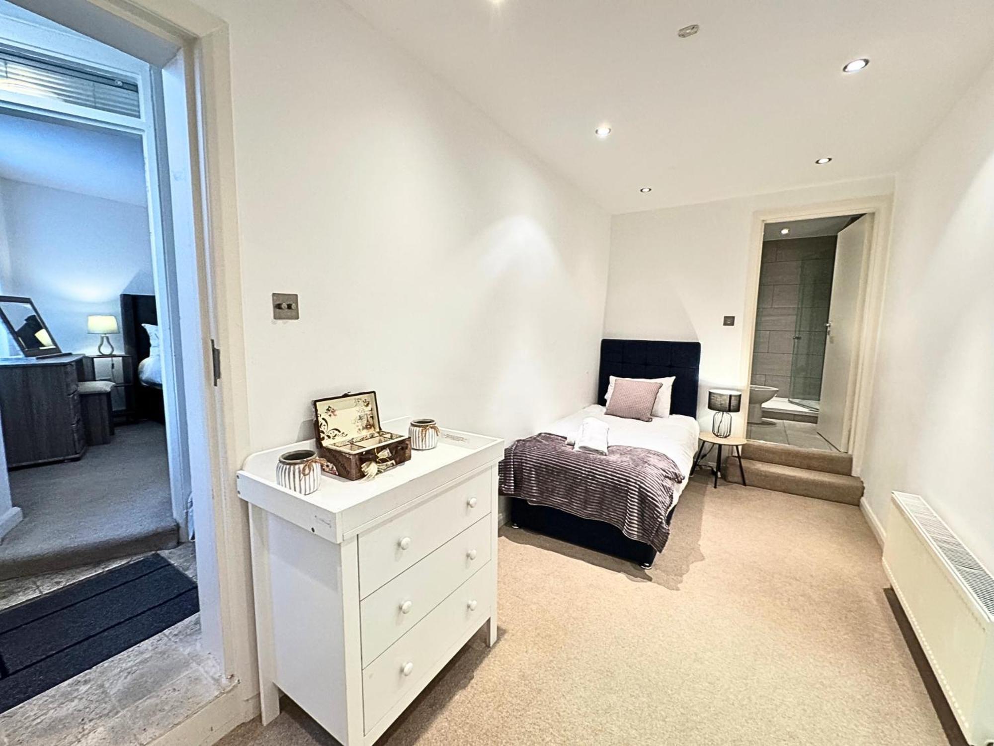 The Heart Of Kensington Mews - 3 Bedrooms House-Private Entrance-Hyde Park Walk Away-Green Park 9 Minutes Underground- The Best Of London With Glamour Of Kensington Londres Exterior foto