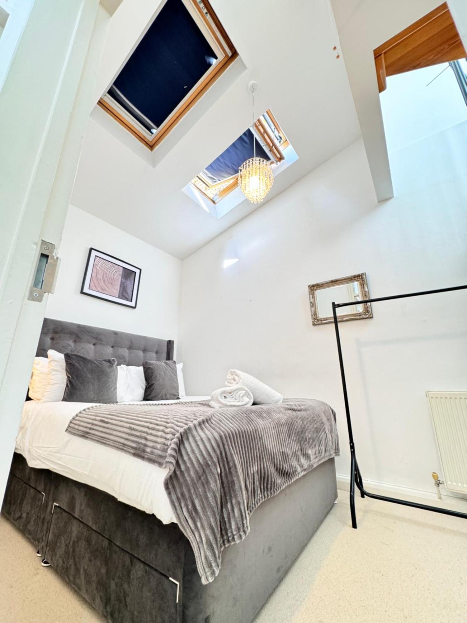 The Heart Of Kensington Mews - 3 Bedrooms House-Private Entrance-Hyde Park Walk Away-Green Park 9 Minutes Underground- The Best Of London With Glamour Of Kensington Londres Exterior foto